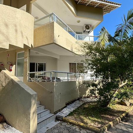 Apto Em Condominio No Centro De Bombinhas, Proximo Da Praia Екстериор снимка