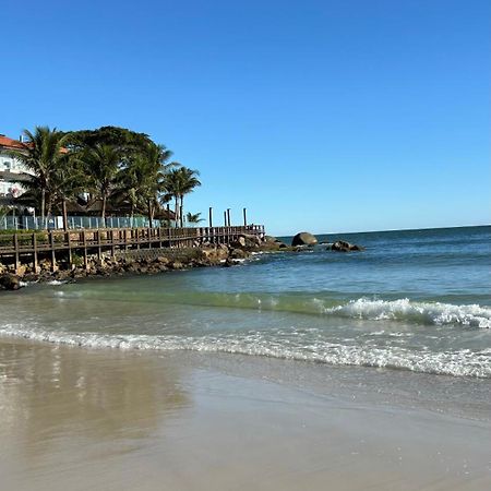 Apto Em Condominio No Centro De Bombinhas, Proximo Da Praia Екстериор снимка