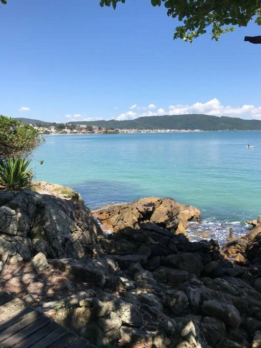 Apto Em Condominio No Centro De Bombinhas, Proximo Da Praia Екстериор снимка