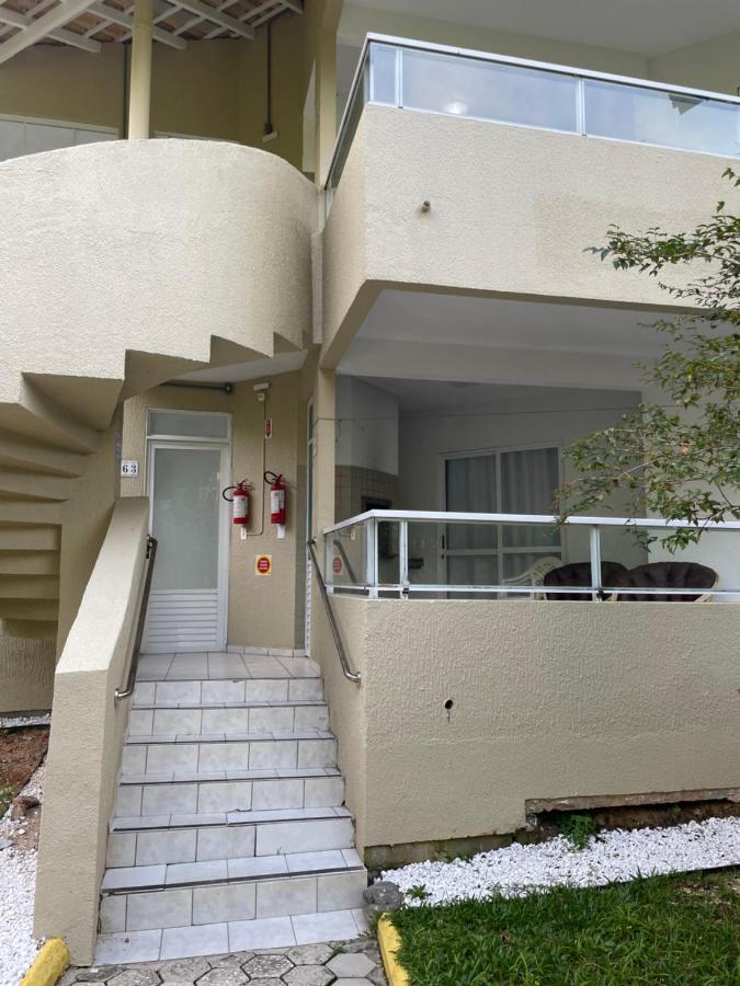 Apto Em Condominio No Centro De Bombinhas, Proximo Da Praia Екстериор снимка