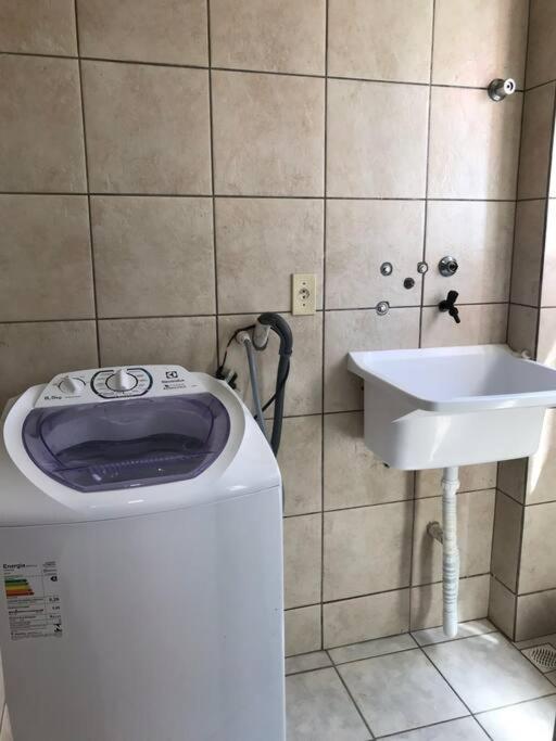 Apto Em Condominio No Centro De Bombinhas, Proximo Da Praia Екстериор снимка
