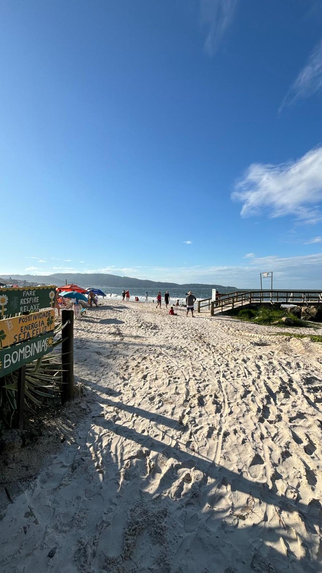 Apto Em Condominio No Centro De Bombinhas, Proximo Da Praia Екстериор снимка