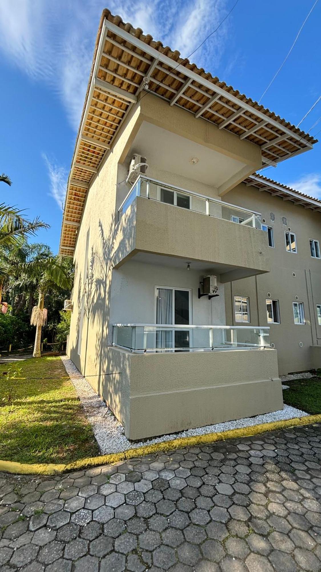 Apto Em Condominio No Centro De Bombinhas, Proximo Da Praia Екстериор снимка