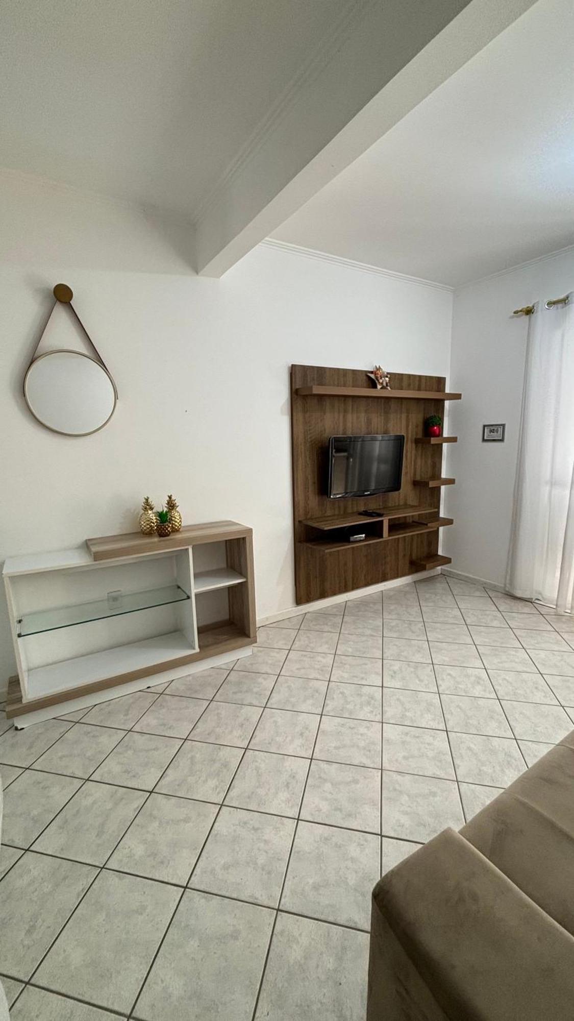 Apto Em Condominio No Centro De Bombinhas, Proximo Da Praia Екстериор снимка