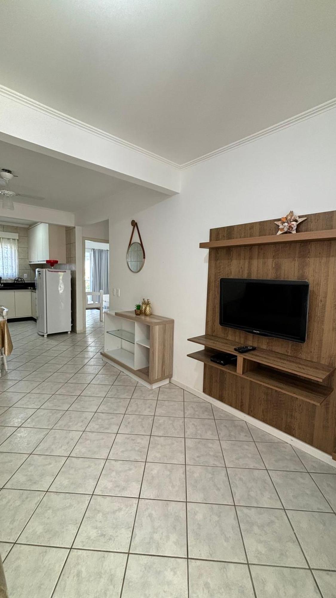Apto Em Condominio No Centro De Bombinhas, Proximo Da Praia Екстериор снимка